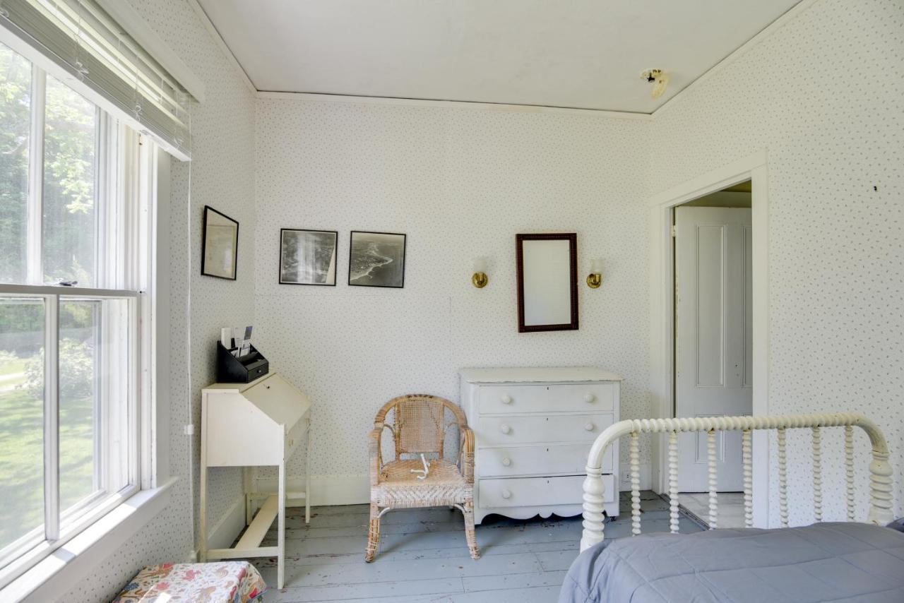 Mattapoisett Home On 7 Acres With Private Beach! Exterior photo