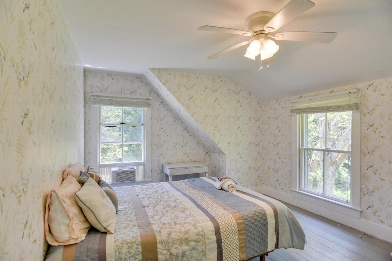 Mattapoisett Home On 7 Acres With Private Beach! Exterior photo